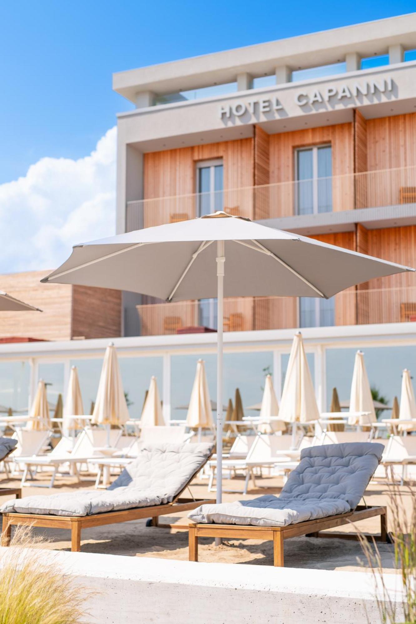 Hotel Capanni Bellaria-Igea Marina Exteriör bild